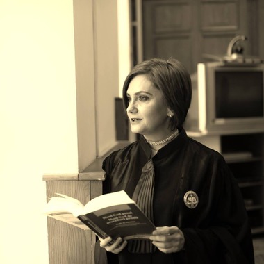 Fostul preşedinte al Tribunalului Timiş Adriana Stoicescu: Plecaţi acasă, domnule Stelian Ion, pseudoministrul injustiţiei! Judecătorii nu sunt preşul dumneavoastră!