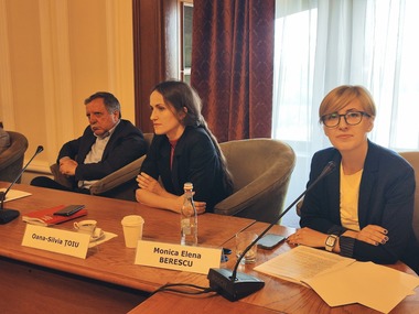 Două parlamentare USR propun modificarea Codului de Procedură Penală în cazul minorilor abuzaţi sexual: Victimele să fie audiate în prezenţa unui psiholog, iar accesul publicului la proces să fie restricţionat 