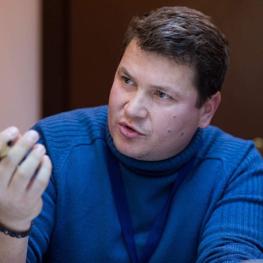 Fostul director al Administraţiei Bazinale de Apă (ABA) “Prut-Bârlad” Petru Avram, trimis în judecată într-un al doilea dosar, sub acuzaţia de abuz în serviciu şi influenţarea declaraţiilor