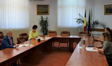 Predoiu, discuţii cu Marjut Akola, ambasadoarea Finlandei, despre proiectele legilor Justiţiei, cel privind avertizorii de integritate/ El a subliniat prevederile care consolidează independenţa magistraţilor