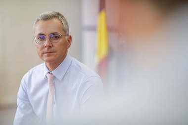 Stelian Ion: Predoiu ar face bine să îşi ia legile justiţiei înapoi şi să le promoveze ţinând cont de observaţiile de până acum ale Comisiei de la Veneţia, GRECO şi MCV