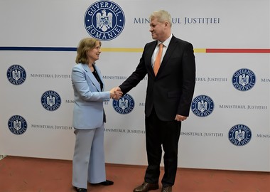 Cătălin Predoiu, întâlnire cu Ambasadorul SUA la Bucureşti