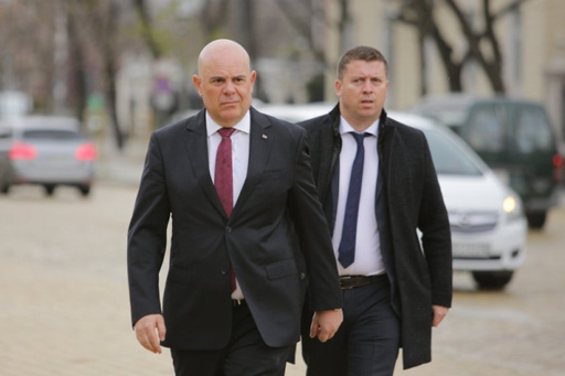 Procurorul general al României condamnă atacul asupra omologului bulgar şi transmite acestuia susţinerea sa / Alex Florenţa vorbeşte despre necesitatea unei intervenţii ferme a organelor judiciare pentru anihilarea acţiunilor criminalităţii organizate