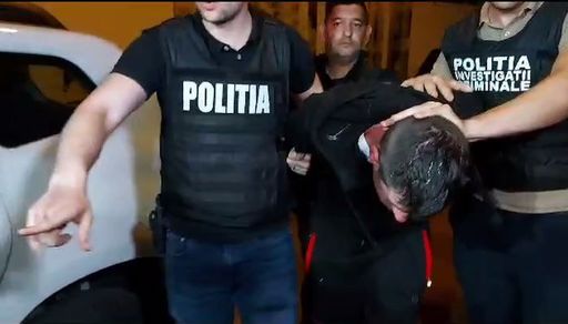 UPDATE - Dubla crimă de la Timişoara - Suspectul a fost arestat preventiv pentru 30 de zile / Arma crimei, un cuţit luat din apartamentul victimelor / Procurorii prezintă filmul evenimentelor 
