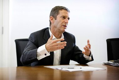 UPDATE - Magnatul Benny Steinmetz, condamnat în dosarul ”Ferma Băneasa”, reţinut în Cipru, în baza mandatului emis de autorităţile române / IGPR -  Urmează procedura de predare către România / Gorghiu: Instanţele cipriote decid dacă dispun predarea lui