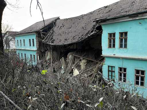 UPDATE - Tragedia de la Odorheiu Secuiesc - Procurorii au pus în mişcare acţiunea penală faţă de patronul firmei care realiza lucrările de canalizare şi propun arestarea preventivă