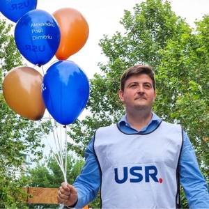 Alexandru Dimitriu, candidat USR la Primăria Sectorului 5, a depus o plângere penală pe numele primarului de sector: Piedone îşi plăteşte postările de pe social media din banii publici