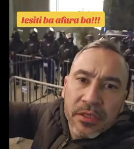 Un bărbat care incita la ură şi violenţă pe reţelele de socializare a fos identificat şi va fi audiat de poliţişti VIDEO