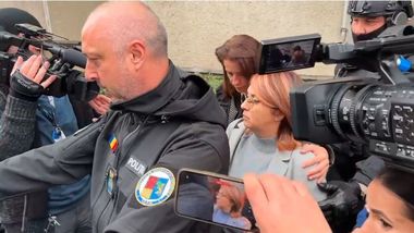 UPDATE - Fiica omului de afaceri arădean Ioan Crişan, ucis în urmă cu aproape patru ani în explozia maşinii sale, arestată preventiv şi dusă în Penitenciarul Arad/ ICCJ a admis sesizarea IPJ Arad privind distrugerea brăţării de monitorizare
