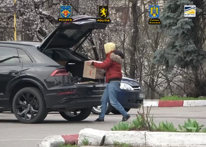 Reţea internaţională destructurată cu ajutorul Poliţiei Române şi Europol/ Membrii grupării convingeau cetăţeni europeni, prin reclame şi tehnici înşelătoare, să cumpere suplimente alimentare netestate sau expirate renunţând la tratamentele medicale FOTO