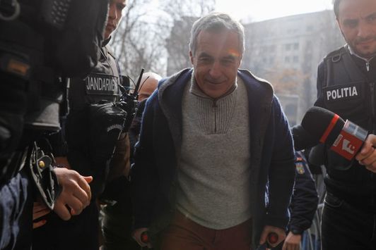 Instanţa a amânat pentru 5 mai pronunţarea în cazul plângerii lui Călin Georgescu împotriva prelungirii controlului judiciar în dosarul în care este cercetat penal pentru şase infracţiuni