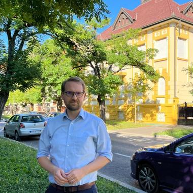 Decizie favorabilă pentru Primăria Timişoara într-un proces legat de o clădire istorică, intrată în posesia unui clan de romi/ Fritz: Nu mi-am făcut iluzii în 2023 că ne vor preda cheia de bună voie. Am ştiut că ne aşteaptă o luptă lungă şi dificilă