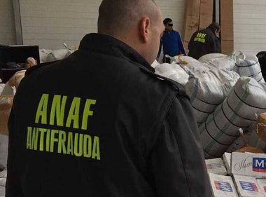 Inspectori ai ANAF au descoperit o fraudă „carusel” de peste trei milioane de lei la o societate din Bucureşti ce comercializează telefoane mobile/ Firma a folosit ilegal datele unei societăţi din Finlanda, pentru a fi scutită de plata TVA