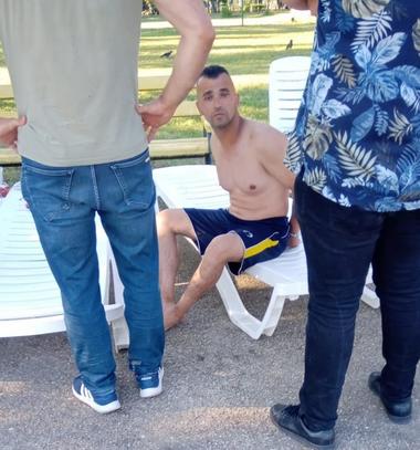 Un bărbat care a încercat să violeze o femeie, sub ameninţarea unui briceag, în Parcul natural Văcăreşti, din Capitală, a fost reţinut/ Presupusul agresor fusese eliberat din închisoare în mai, pentru o tâlhărie comisă în acelaşi parc