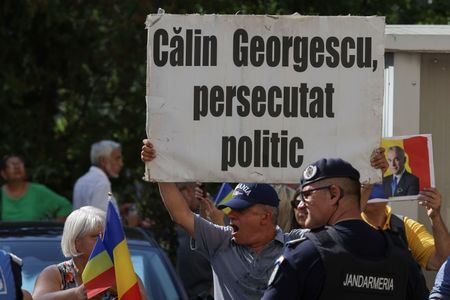 Călin Georgescu rămâne sub control judiciar/ La ieşirea de la instanţă, fostul candidat la Preşedinţie a afirmat că menţinerea acestei măsuri este „un abuz total împotriva legii”