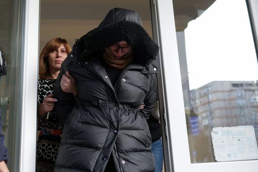 Sora fostului ministru Carmen Dan, în arest la domiciliu pentru următoarele 30 de zile / Cealaltă femeie din dosar, control judiciar / Ce spun procurorii