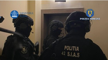 UPDATE - Percheziţii într-un dosar penal vizând falimentarea companiei de asigurări Euroins - FOTO