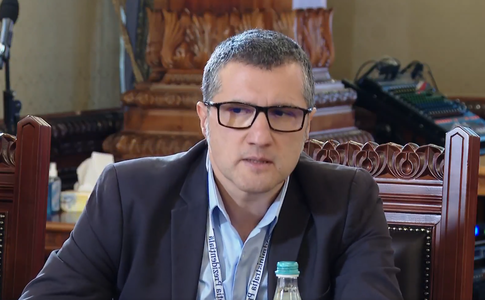 MAGISTRAŢI LA COTROCENI - Fost procuror DNA: Trebuie să terminăm o dată pentru totdeauna cu jocurile politice în numirea şefilor din parchete. Când au fost numiţi cei care conduc Parchetul General, DNA, DIICOT se ştia cine vor fi. Cum e posibil aşa ceva?