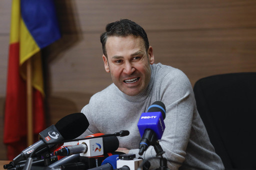 Robert Negoiţă: Nu i-am construit fratelui meu nimic cu bani publici. Am construit drumuri publice pentru Sectorul 3, să fie folosite de orice cetăţean. Faptul că nu i-am plătit o despăgubire unui proprietar privat, i-am făcut un deserviciu