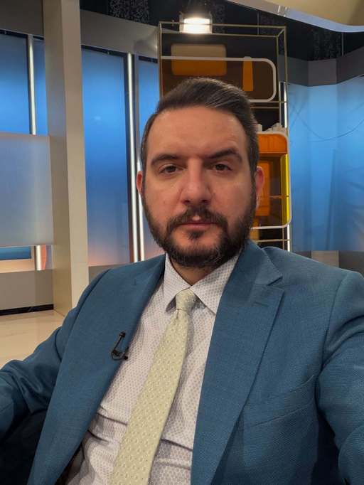 Avocatul Adrian Cuculis a depus denunţ la DNA în legătură cu modul în care ministrul de Externe Oana Ţoiu a manageriat repatrierea românilor aflaţi in Dubai, cu accent pe cazul fiicei lui Ponta / Avocatul cere ridicarea imunităţii parlamentare a lui Ţoiu