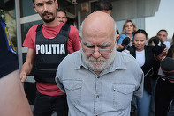 Sociologul Alfred Bulai, trimis în judecată pentru mai multe fapte de agresiune sexuală şi folosirea abuzivă a funcţiei în scop sexual/ În cazul altor fapte, petrecute în 2014, cauza o fost clasată întrucât a intervenit prescripţia