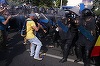 Dosarul „10 August”. Foştii şefi ai Jandarmeriei, chemaţi pentru a fi audiaţi în premieră la Tribunalul Militar/ Declic: O ţară întreagă a văzut imaginile cu bătrâni, femei şi copii gazaţi, loviţi de jandarmii care ar fi trebuit să îi protejeze