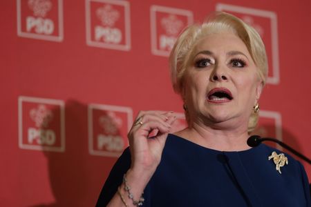 Dăncilă, după votul CEx: S-a votat pentru preşedintele partidului, respectiv pentru mine, pentru a reprezenta PSD în alegerile prezidenţiale. Cred că am şanse şi în faţa preşedintelui Klaus Iohannis