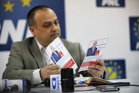 Liderul interimar al PNL Buzău cere demisia prefectului, întrucât nu s-a implicat în ”respectarea legalităţii în judeţ”