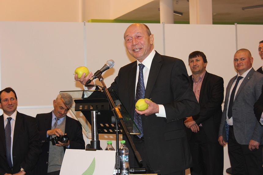 REPORTAJ: Băsescu, pentru prima dată la Arad în tabăra opusă finului său, Gheorghe Falcă, la lansarea candidaţilor PMP