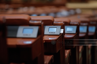 Camera Deputaţilor cheltuieşte aproape 100.000 de lei în 2016 pentru cursuri de formare profesională a angajaţilor