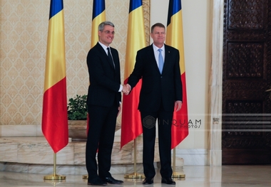 Iohannis i-a cerut noului ministru al Muncii soluţii privind salariile: E o mare aşteptare pentru majorări şi rezolvarea inechităţilor