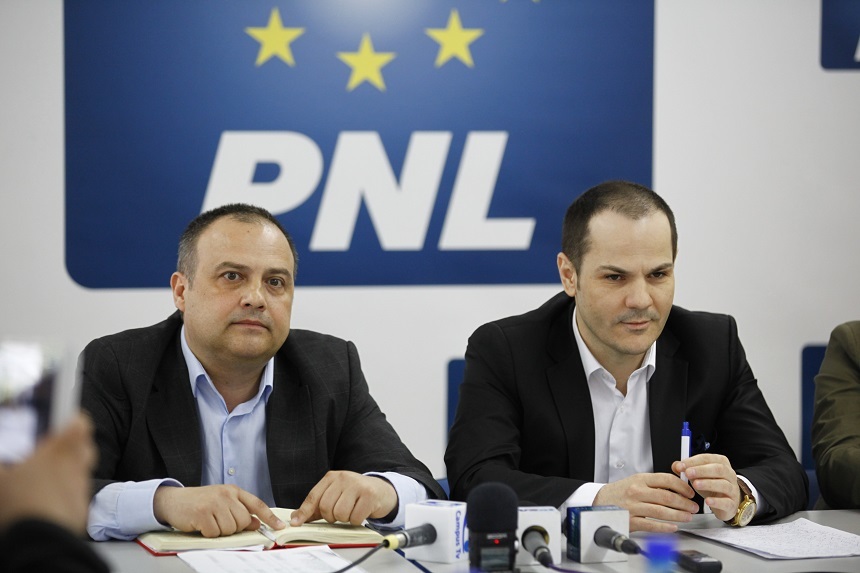 Fosta conducere a PSRO Buzău, inclusiv fostul lider al filialei judeţene, s-a alăturat PNL