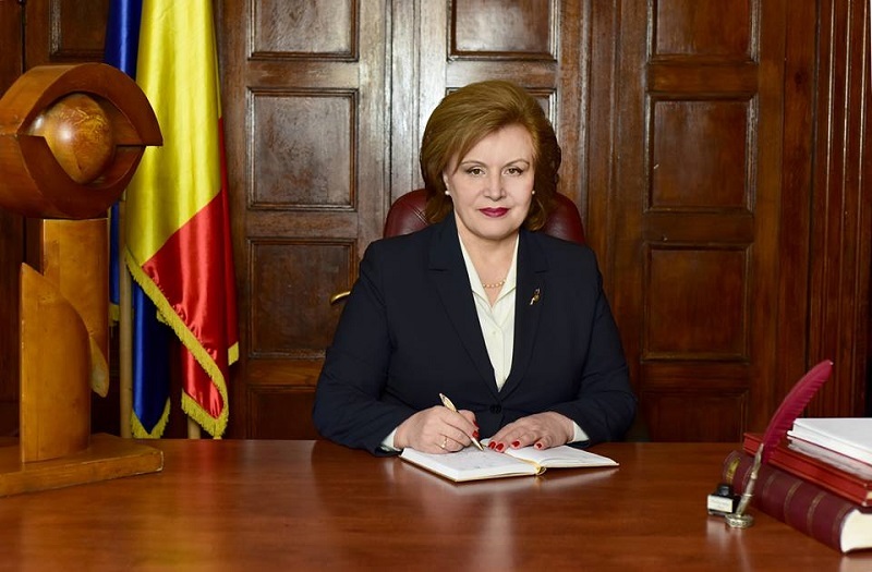INTERVIU: Iulia Gorea Costin (PNŢCD), fost primar în R. Moldova, candidat în Capitală: Dacă poţi conduce o Dacie, poţi şi un Mercedes