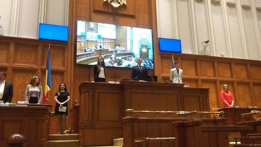 Conducerea Parlamentului, convocată joi la cererea PSD şi a lui Tăriceanu pentru a discuta revocarea lui Zgonea - surse