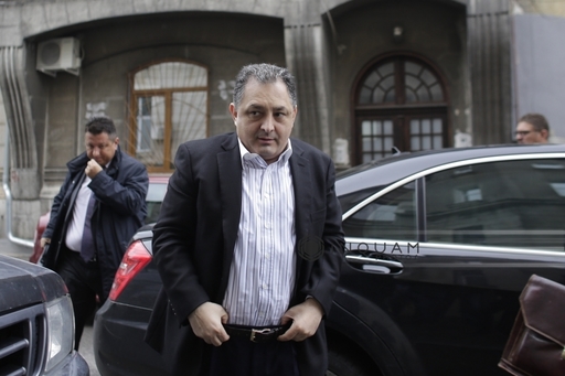 Vanghelie, despre Dragnea: Acest specimen, care se crede preşedintele celui mai mare partid, nu are decât interesul lui 