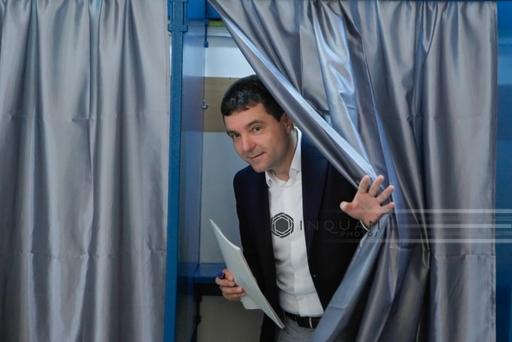Nicuşor Dan, obligat de către BEM să retragă o postare de pe contul său de Facebook