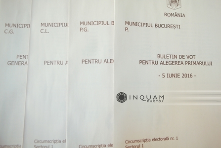 Centralizarea voturilor, suspendată la Iaşi întrucât numărul voturilor valabile nu coincide cu cel al alegătorilor prezenţi la urne