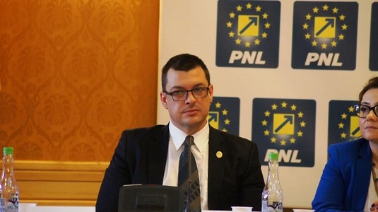 Raeţchi o provoacă pe Firea la un pariu: Dacă PNL câştigă parlamentarele, PSD plăteşte datoriile lui Negoiţă la stat