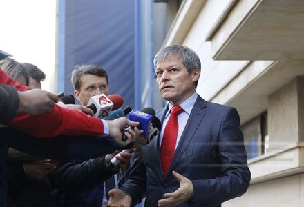 Dacian Cioloş: Nu mă voi înscrie într-un partid până în noiembrie; ce se va întâmpla după aceea, pur şi simplu, nu ştiu