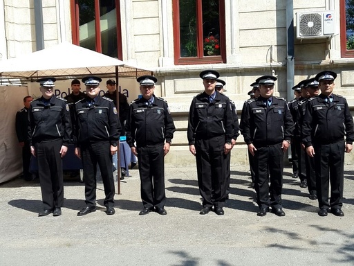 Proiect PSD depus la Senat pentru dublarea numărului de poliţişti locali în comune, oraşe şi sectoarele Capitalei