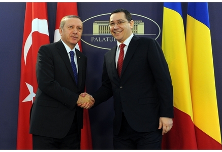 Ponta: Turcia este o ţară de cetăţeni adevăraţi, nu cum spune propaganda românească; au salvat ţara de la dictatură