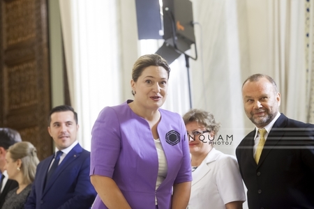 Preşedintele Iohannis a semnat decretul de numire a Deliei Popescu în funcţia de ministru al Comunicaţiilor