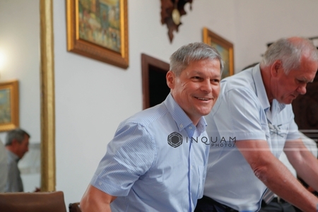 Dacian Cioloş l-a numit pe Marius-Ionuţ Ungureanu secretar de stat în Ministerul Sănătăţii