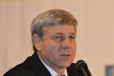 Vaslui: Primarul din Bârlad, singurul edil liberal din judeţ, acuzat de liderul PNL că negociază postul de viceprimar cu şefii PSD
