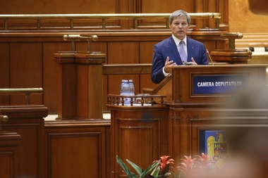 Cioloş: CE nu a aprobat niciunul din cele 200 de proiecte ale guvernului Ponta pe Planul Juncker, nefiind bine pregătite