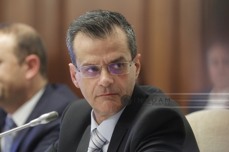 Nini Săpunaru şi liderul PNL Vrancea, printre cei 24 de liberali care au intrat în cursa internă pentru parlamentare