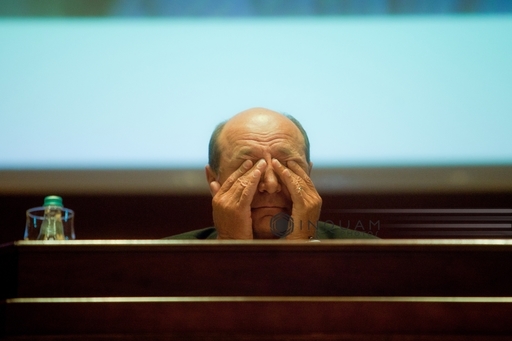 Băsescu: Cine crede că preşedintele e maimuţă dresată se înşală, Iohannis va numi ce premier vrea în lipsa majorităţii 