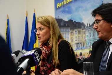 Timiş: Alina Gorghiu, primul loc la Senat. La Cameră, pe locul trei Pavel Popescu, cel care s-a implicat în transferarea în Norvegia a unor răniţi din Colectiv