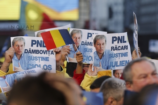 Bolojan la mitingul PNL: Programul PSD seamănă cu reclama la FNI. Noi îl avem premier pe Cioloş, ei pe Dragnea sau o sosie