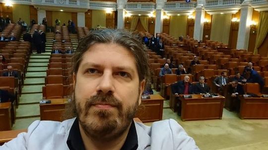 Remus Cernea şi-a făcut un
